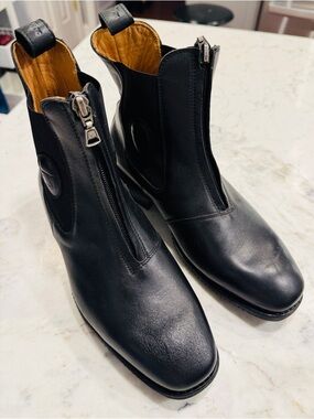 Women’s Black Front-Zip Equestrian Leather Ankle Booties